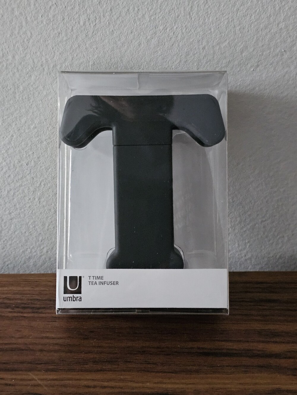 UMBRA NEW T Time tea infuser black silcone type material with metal